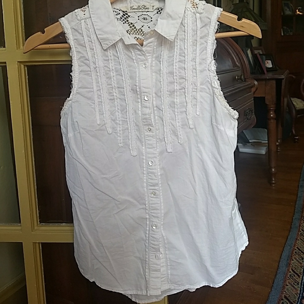 White button up shirt.